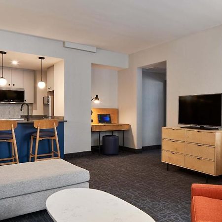 The Carleton Suite Hotel Ottawa Bagian luar foto